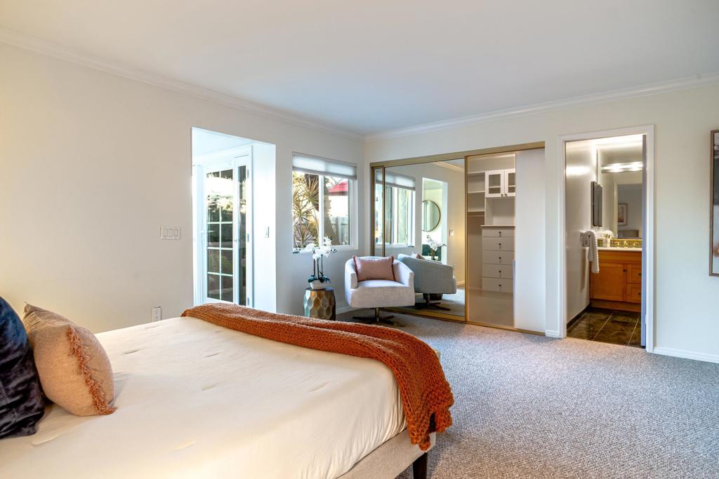 1045 Passiflora Avenue