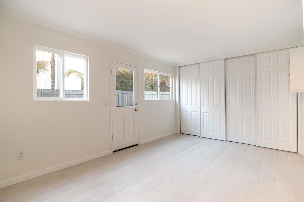 1045 Passiflora Avenue