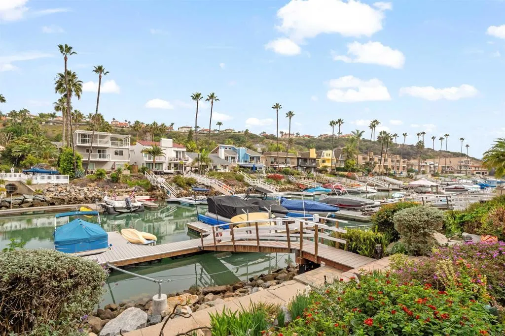4553 Cove Dr Unit 2