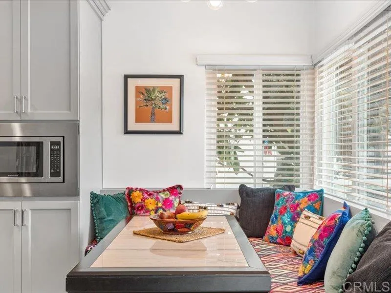 4553 Cove Dr Unit 2