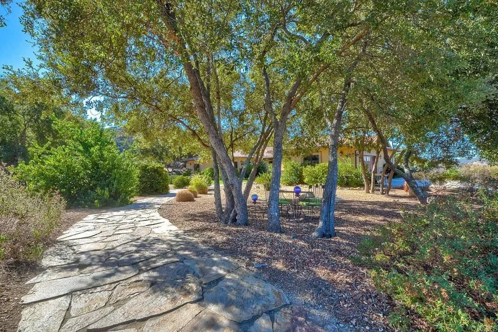 27119 Calle De Encinas Ct