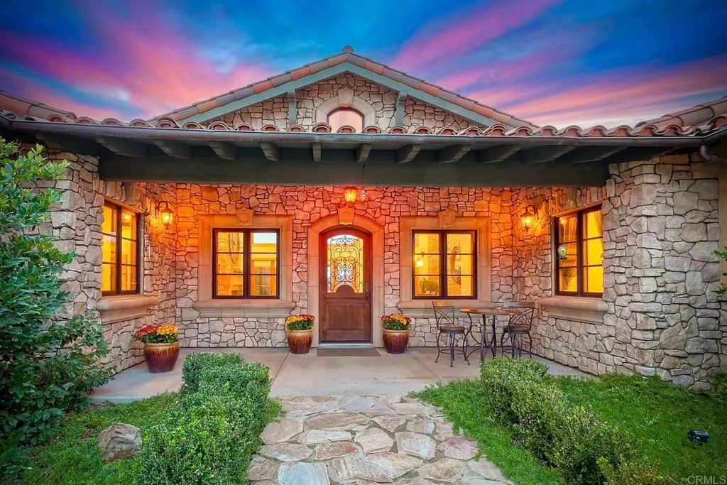 27119 Calle De Encinas Ct