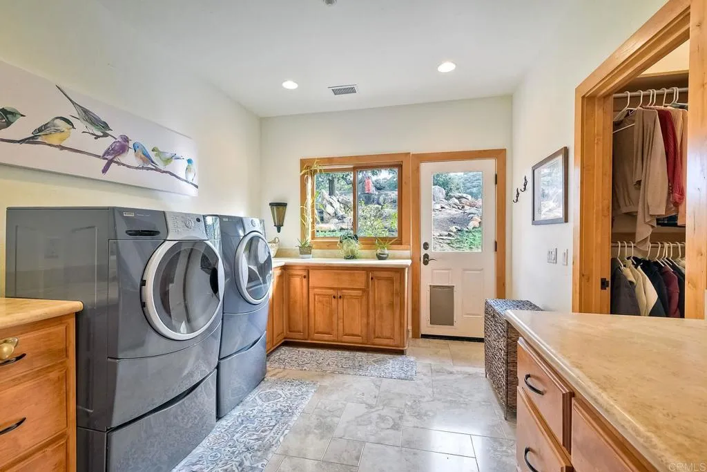 27119 Calle De Encinas Ct
