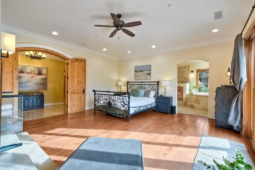 27119 Calle De Encinas Ct