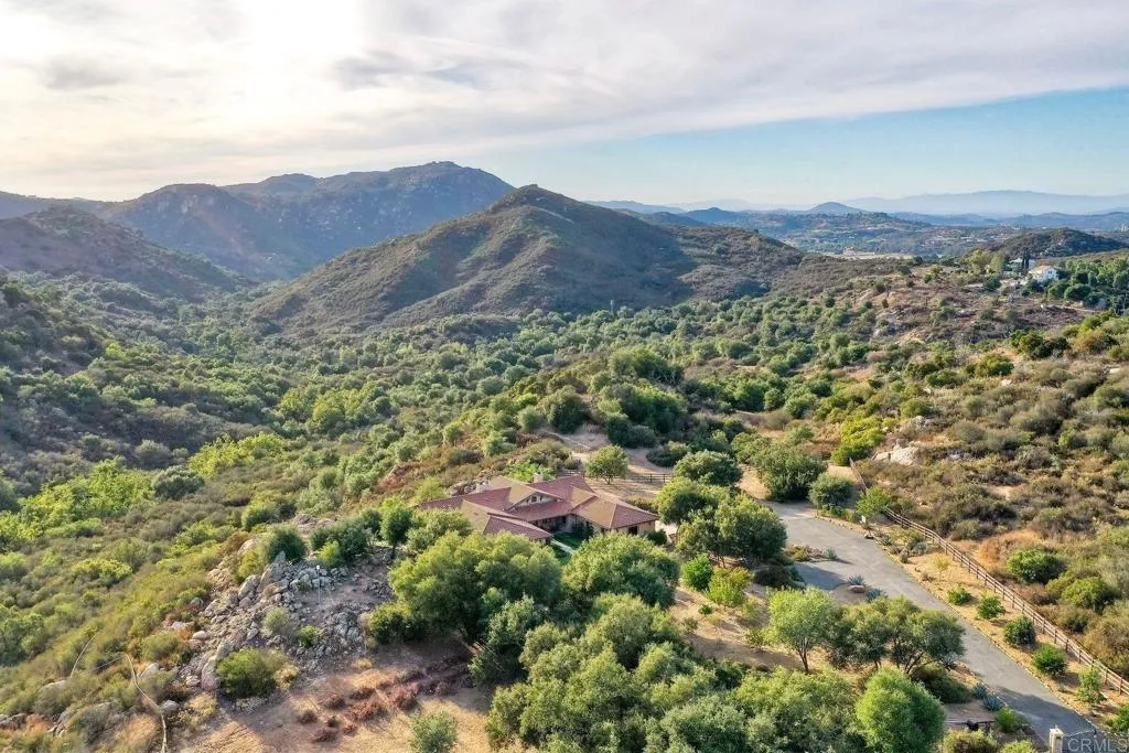 27119 Calle De Encinas Ct