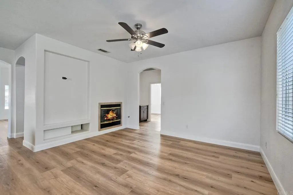 803 El Caballo Dr