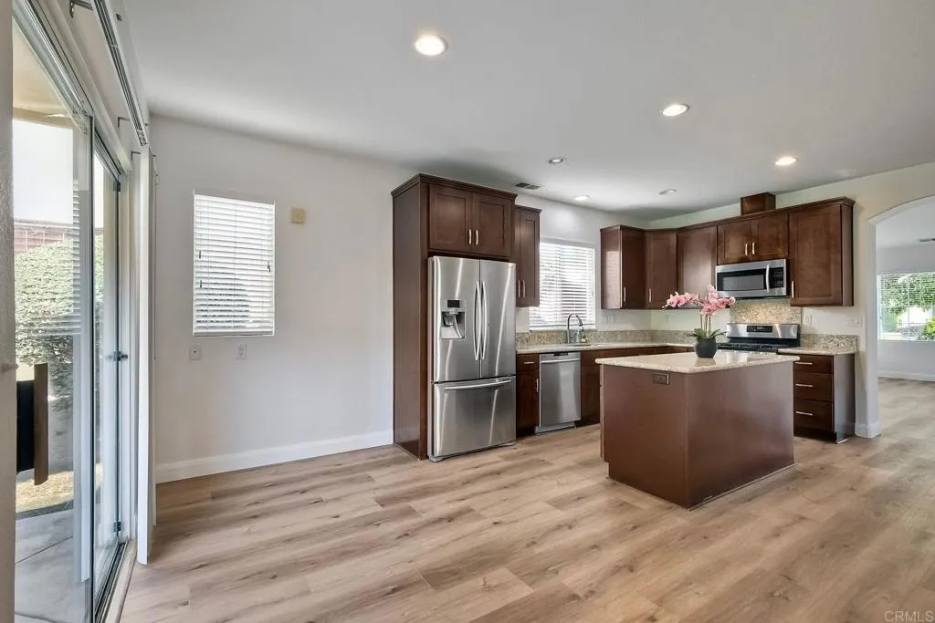 803 El Caballo Dr