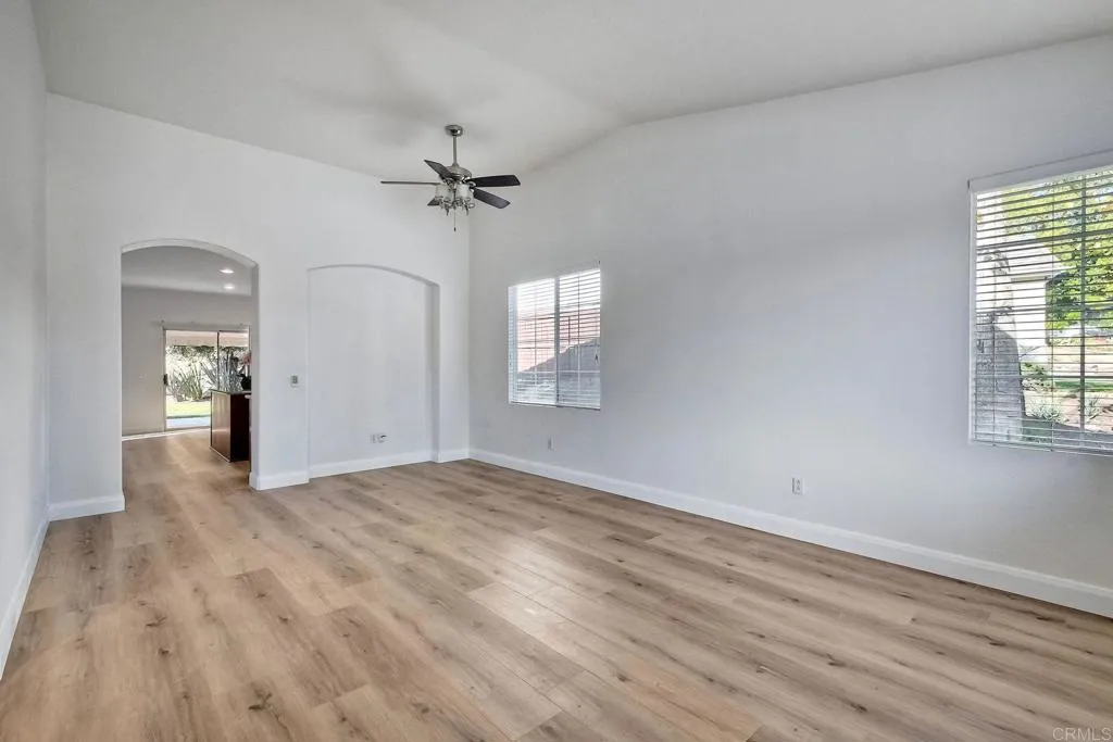 803 El Caballo Dr