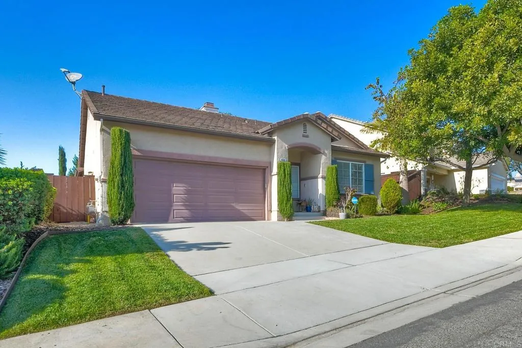 803 El Caballo Dr