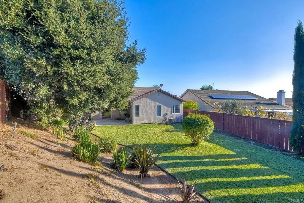 803 El Caballo Dr