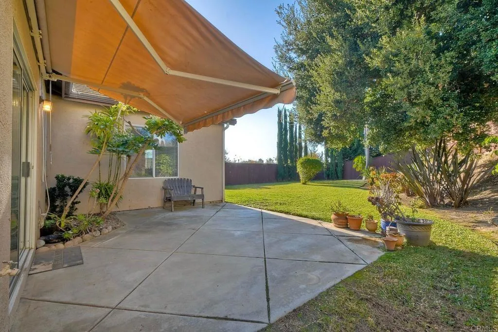 803 El Caballo Dr