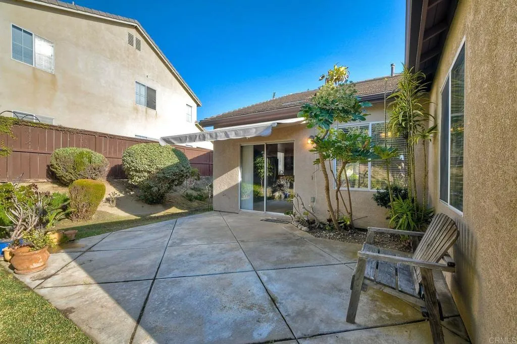 803 El Caballo Dr