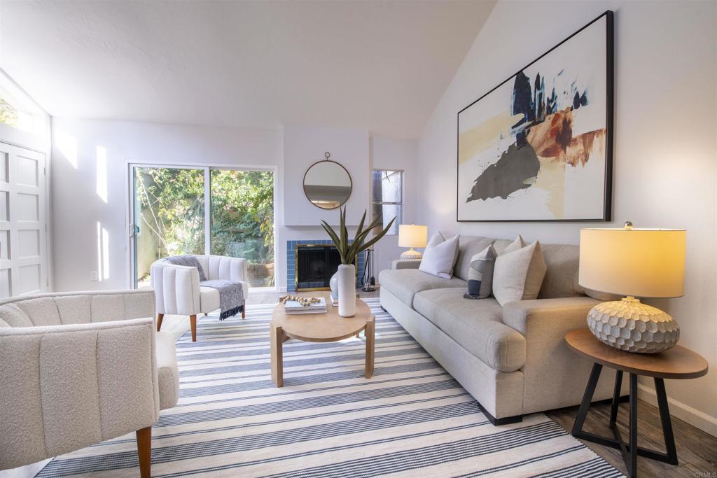 6263 Caminito Carrena