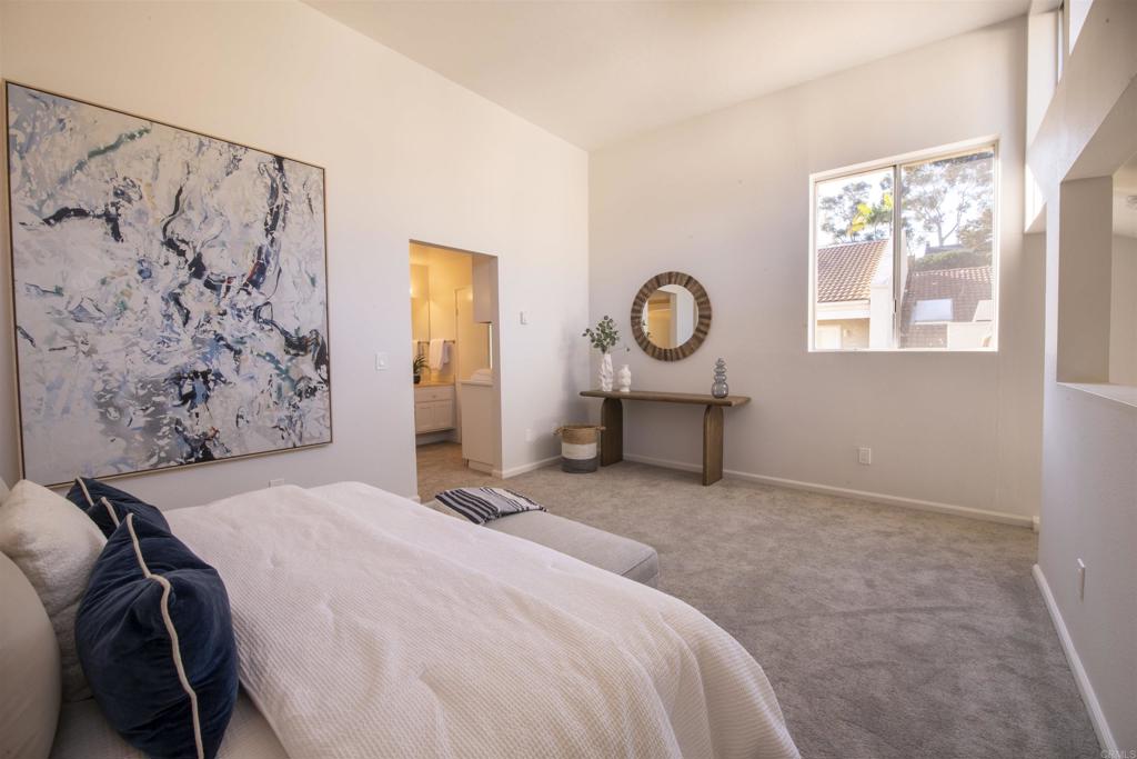 6263 Caminito Carrena