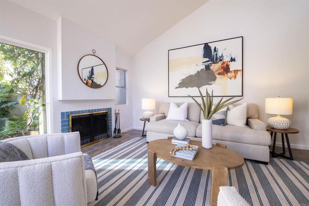 6263 Caminito Carrena