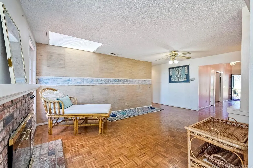 3985 Syme Drive