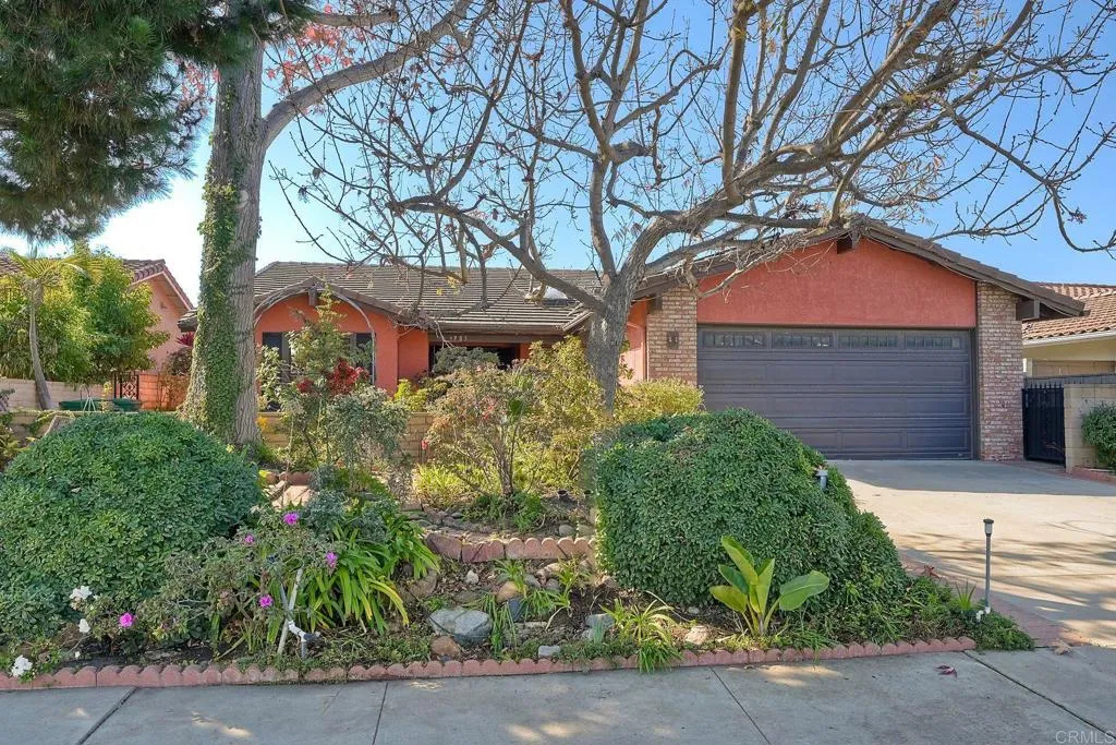 3985 Syme Drive