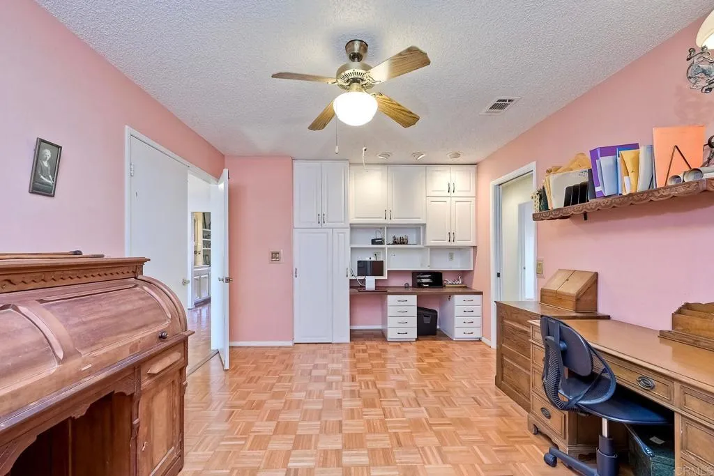 3985 Syme Drive