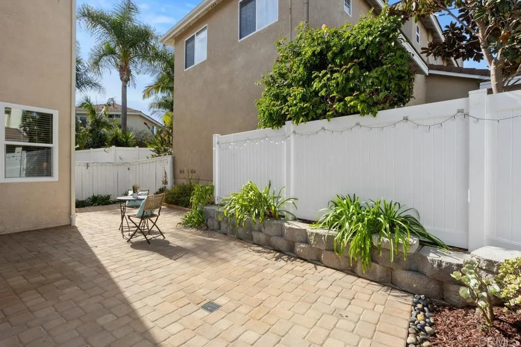 2005 Harmony Way