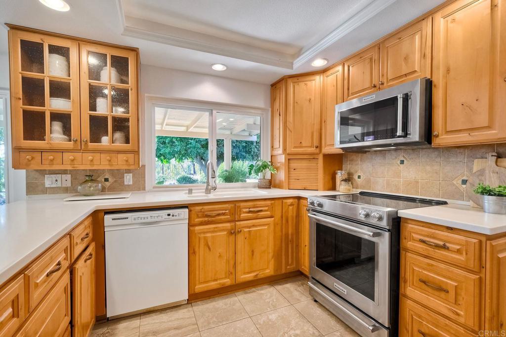 3375 Putting Green Court