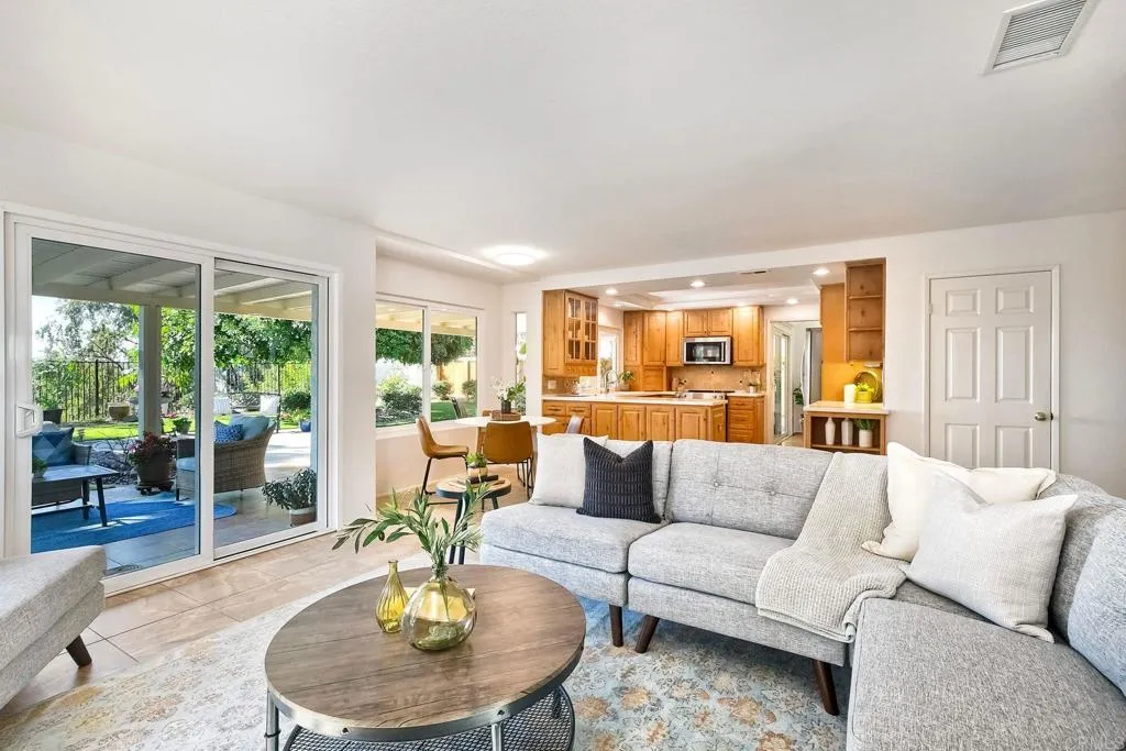 3375 Putting Green Court