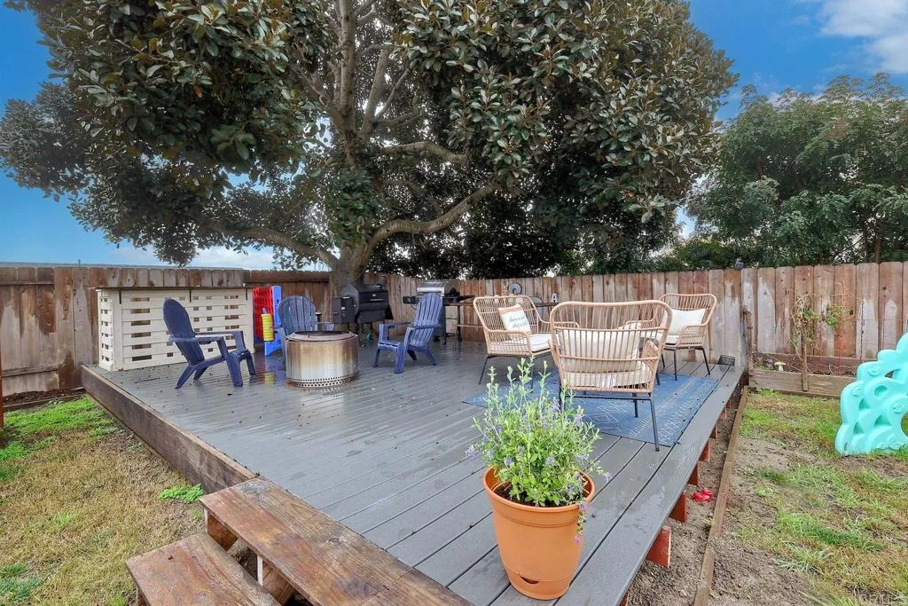 2727 Lancelot Drive