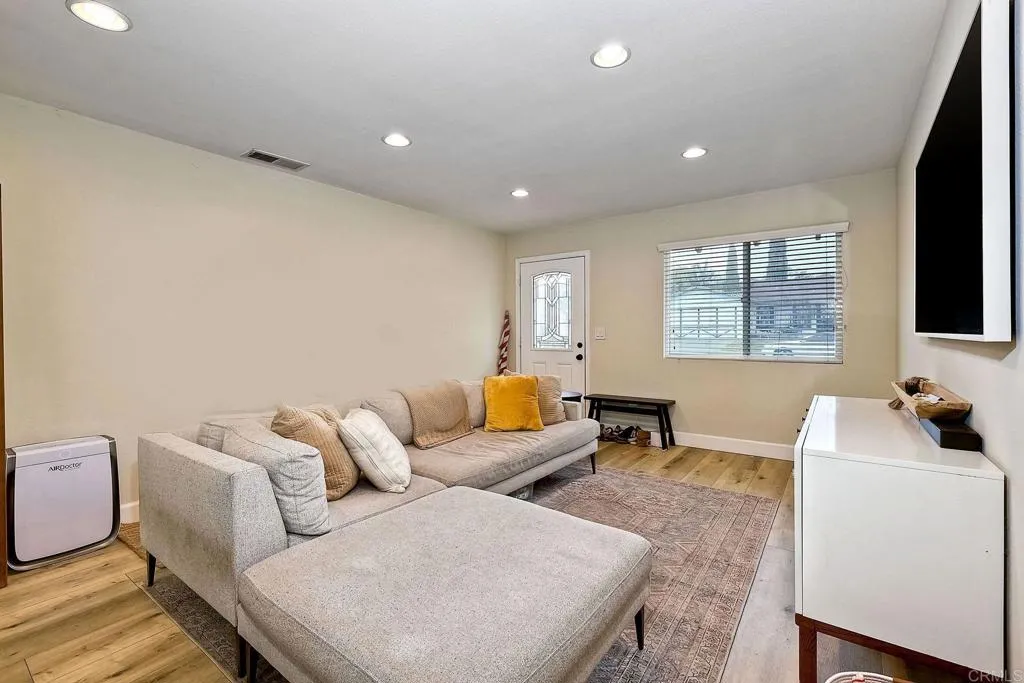 2727 Lancelot Drive