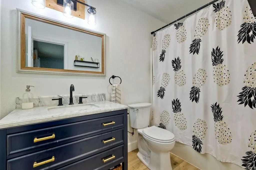2727 Lancelot Drive