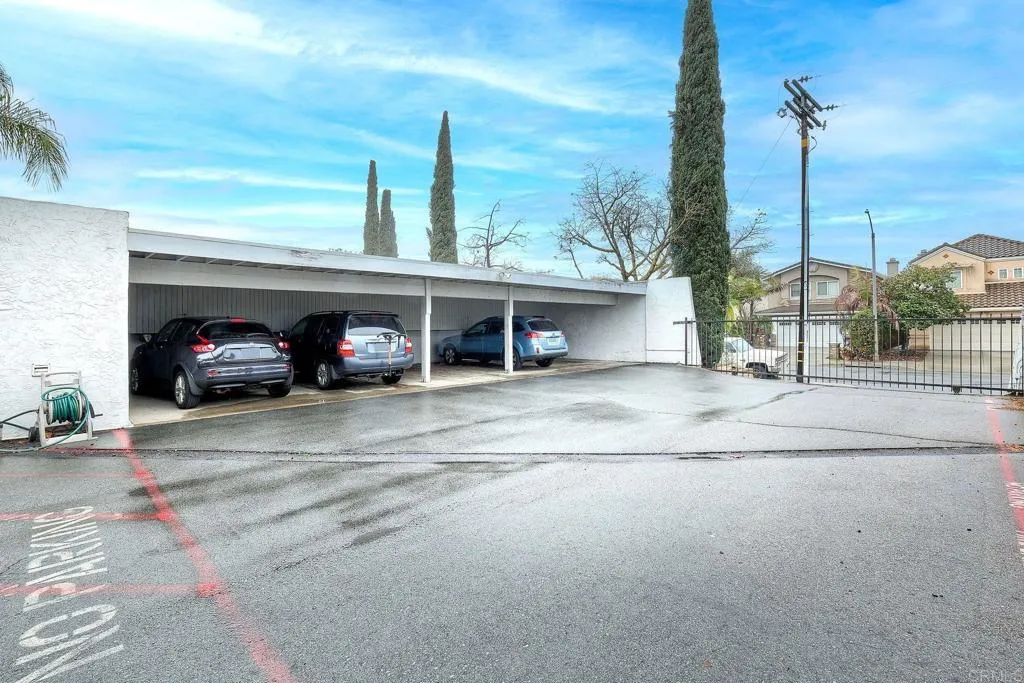 1550 S Maple Street Unit 3