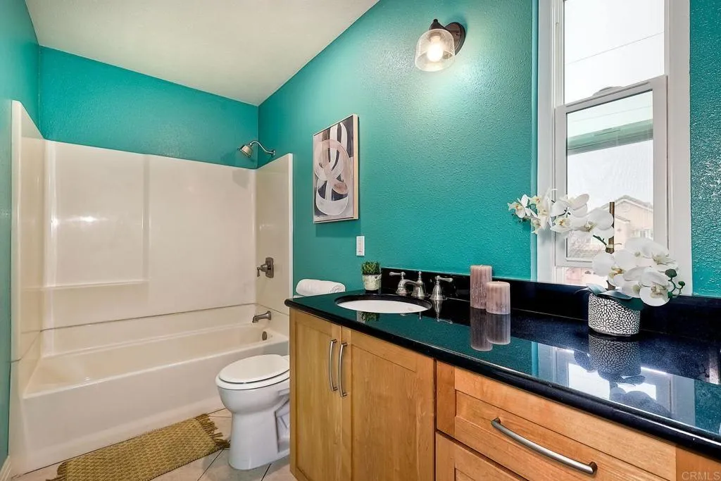 1550 S Maple Street Unit 3
