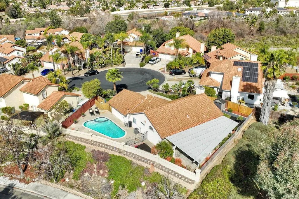 1035 Bridle Path Way