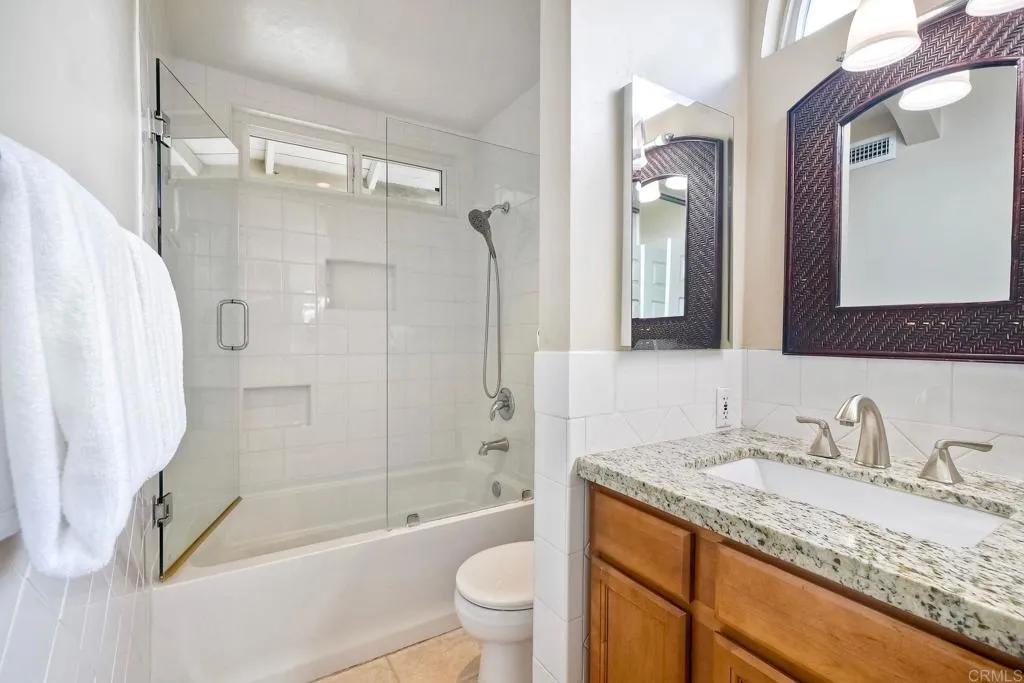 1035 Bridle Path Way