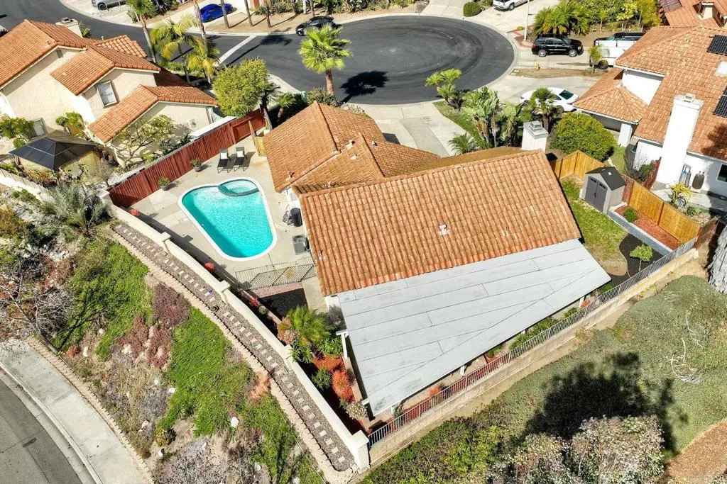 1035 Bridle Path Way