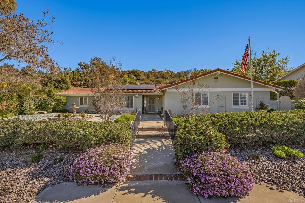3711 Evergreen