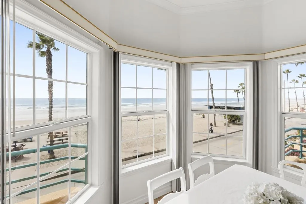 400 N The Strand Unit 26