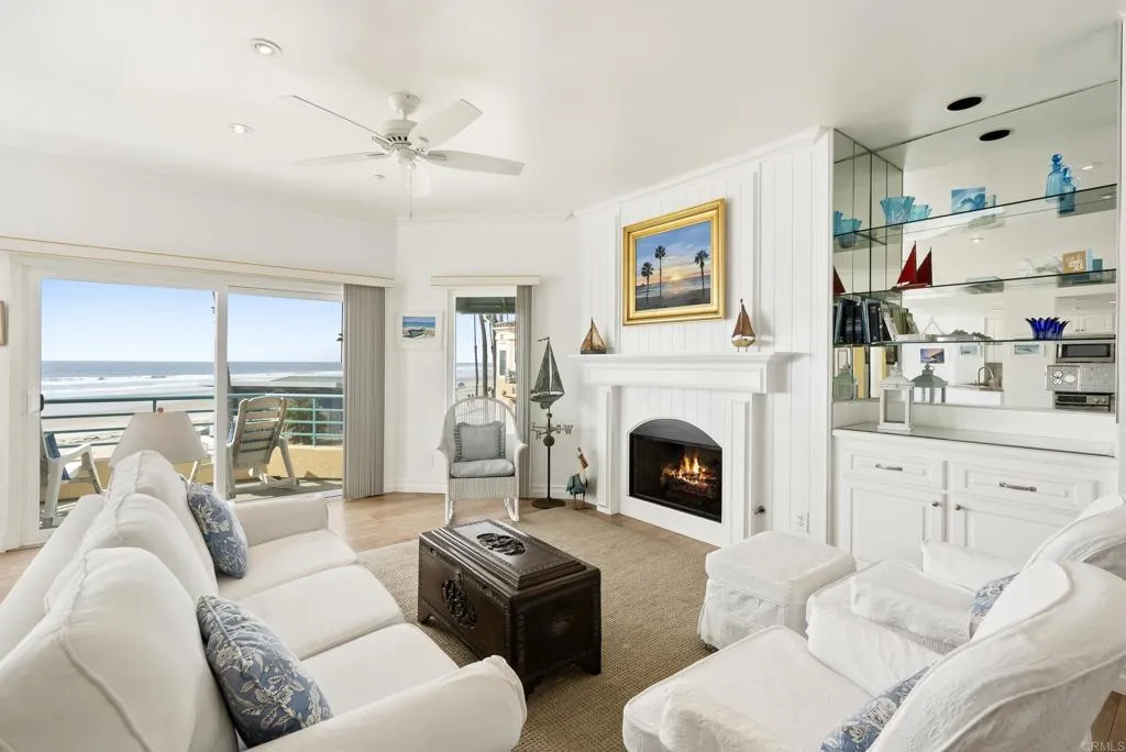 400 N The Strand Unit 26