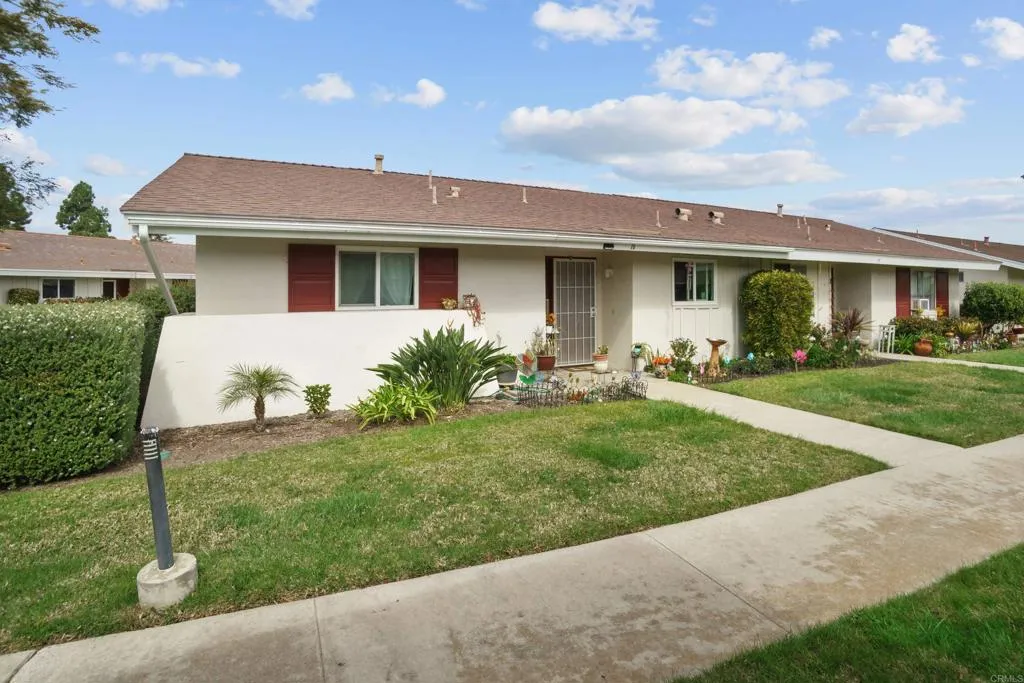 3685 Vista Campana N # 16