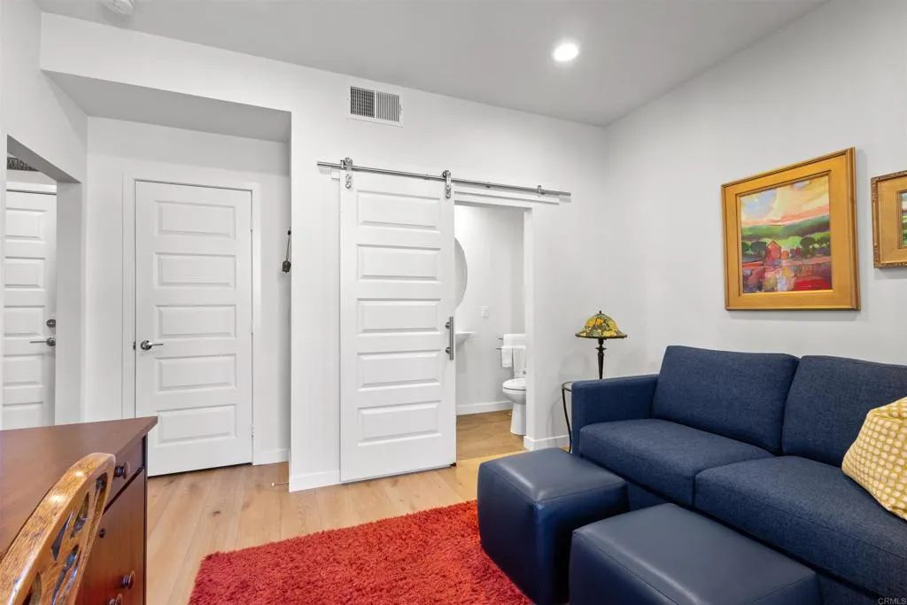 6082 Colt Place # 103
