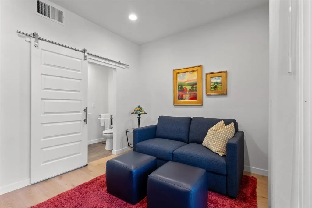 6082 Colt Place # 103