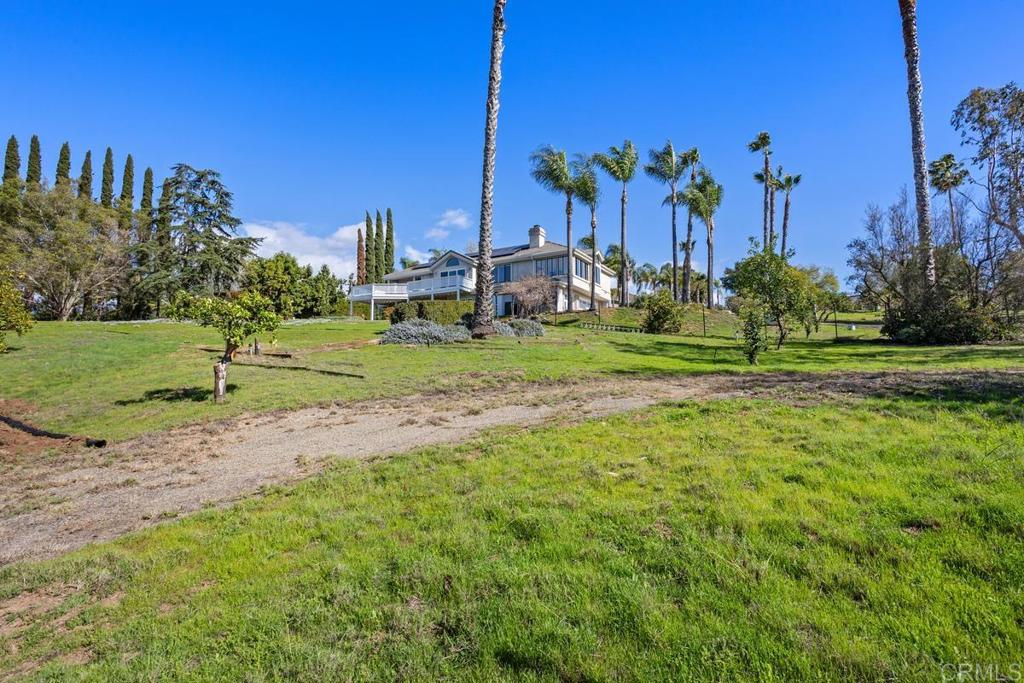 2488 Via Del Aquacate