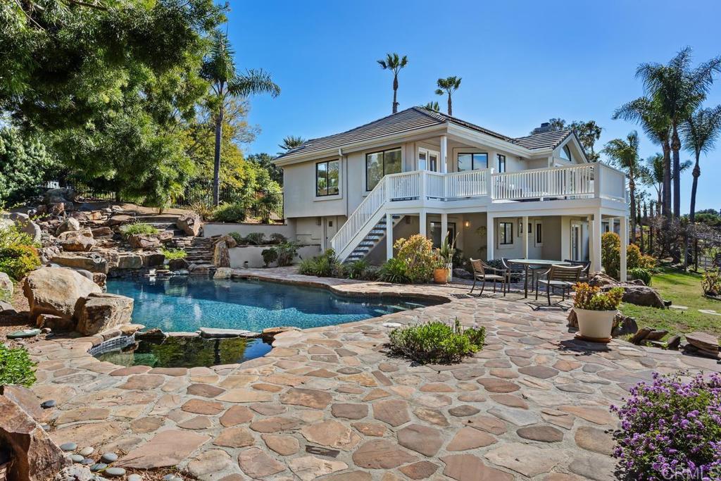 2488 Via Del Aquacate