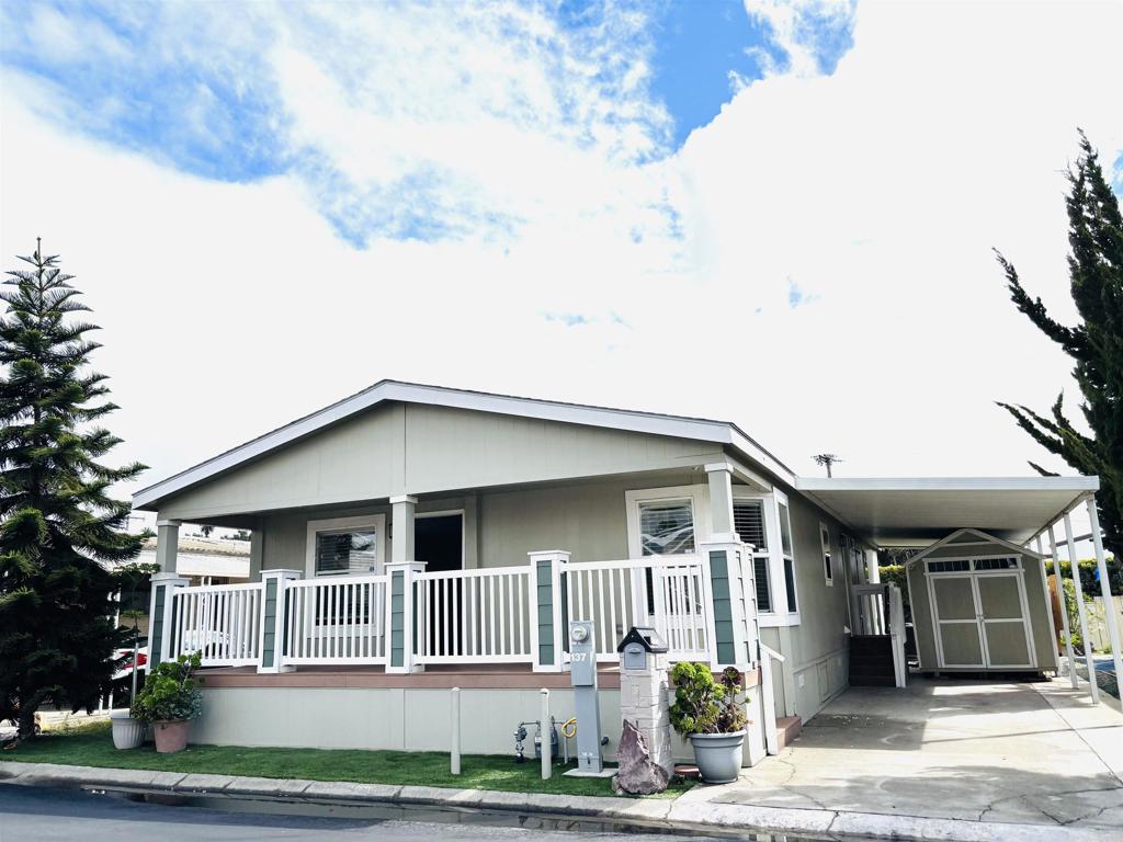 1010 E BOBIER SPC 137