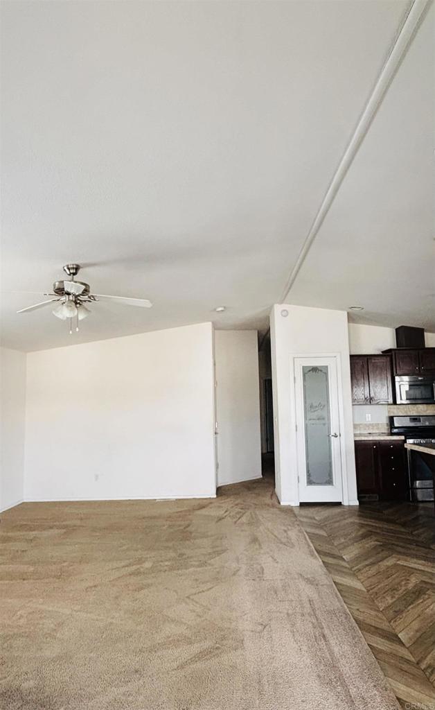 1010 E BOBIER SPC 137