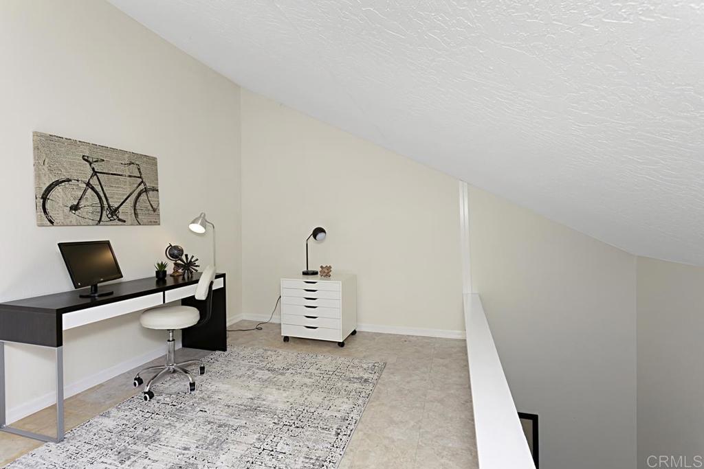 4011 Layang Layang Circle E