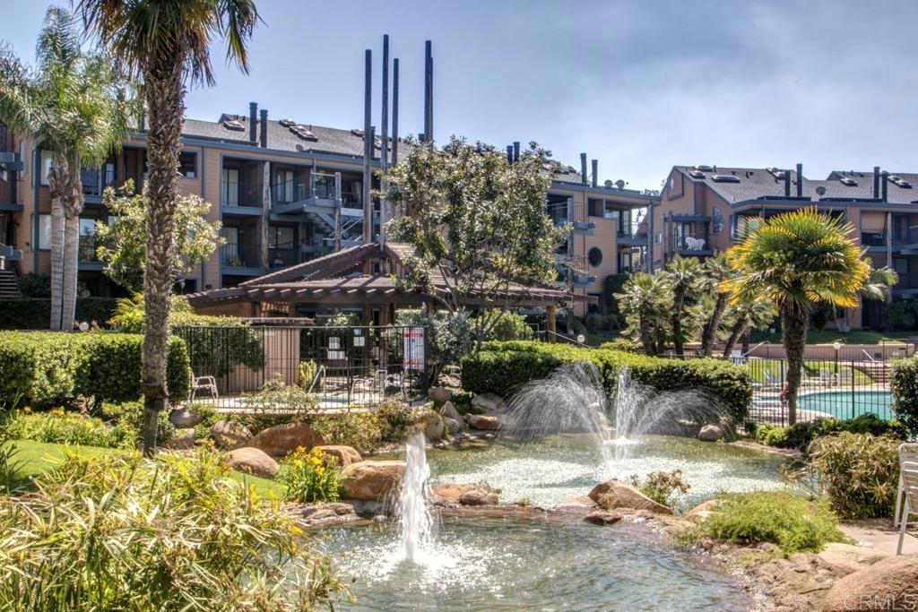 4011 Layang Layang Circle E