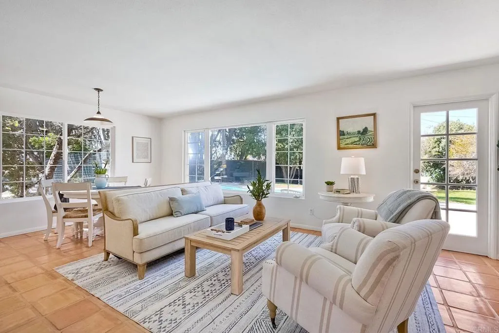 3897 Park Dr.