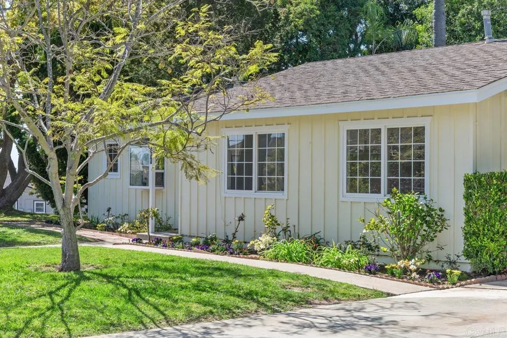 3897 Park Dr.