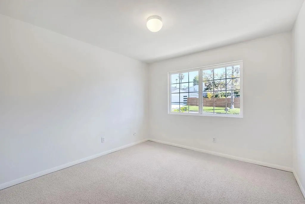 3897 Park Dr.