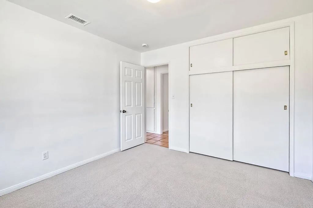 3897 Park Dr.