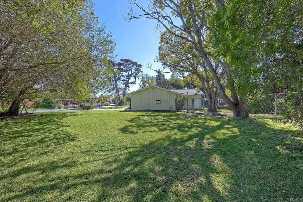 3897 Park Dr.